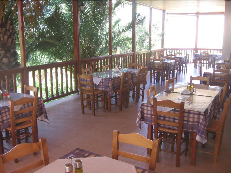 Ammoudi Hotel Damnoni Exteriör bild